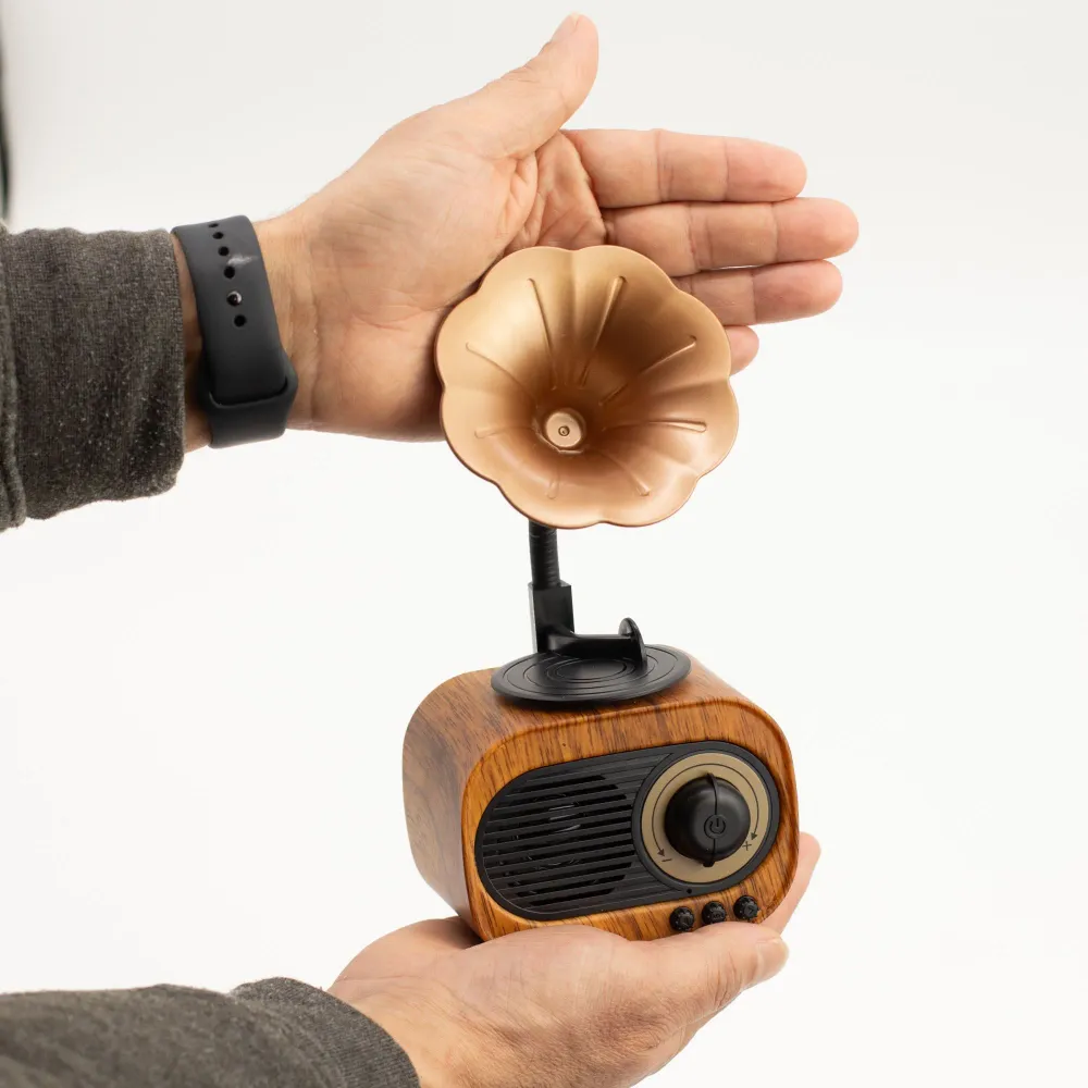 Retro mini gramofon hangszóró – Bluetooth és FM rádió – 5 watt x 1