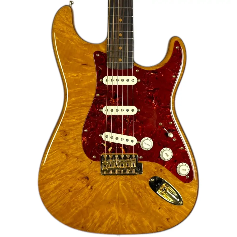 Fender Custom Shop Artisan Stratocaster 2022 - Juhar Burl