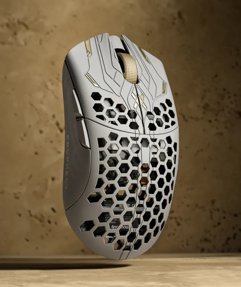 Finalmouse ULX Prophecy - Clix Medium optikai USB / vezeték nélküli gaming egér
