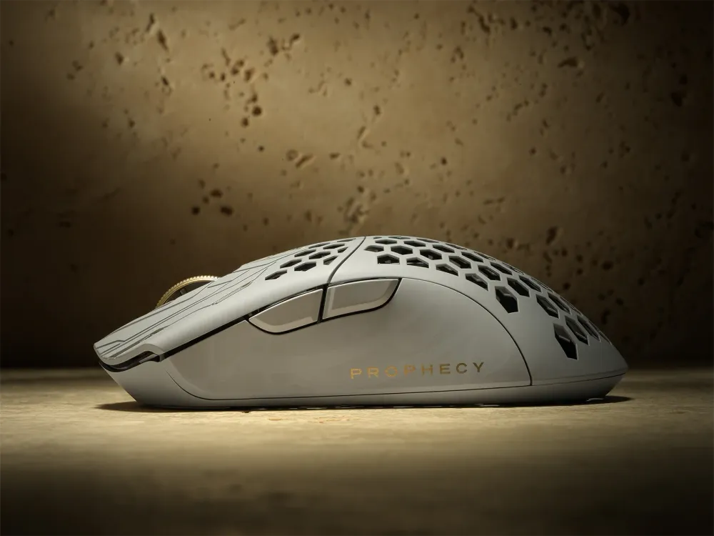 Finalmouse ULX Prophecy - Clix Medium optikai USB / vezeték nélküli gaming egér
