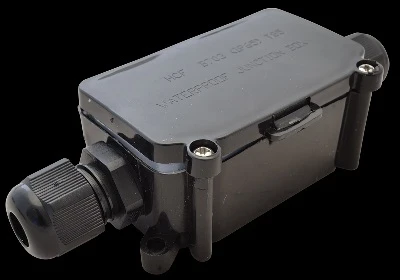 Tracon Kábeltoldó doboz 3×1 mm2, IP65, PA6.6 CSTBOX