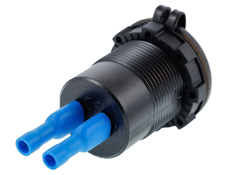 Beépített töltő USB QC3.0 + USB 6A kapcsolóval