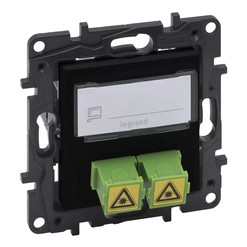 LEGRAND Niloé Step fekete SC/APC optikai aljzat 863571