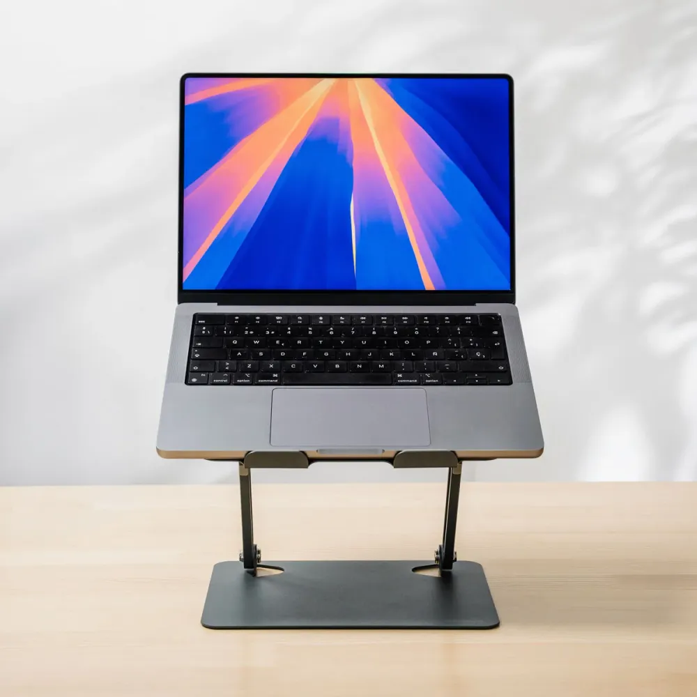 Összecsukható és állítható laptopállvány